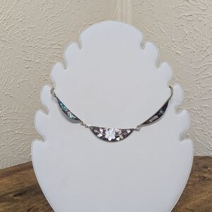Alpaca Mexico Silver and Black Floral Necklace